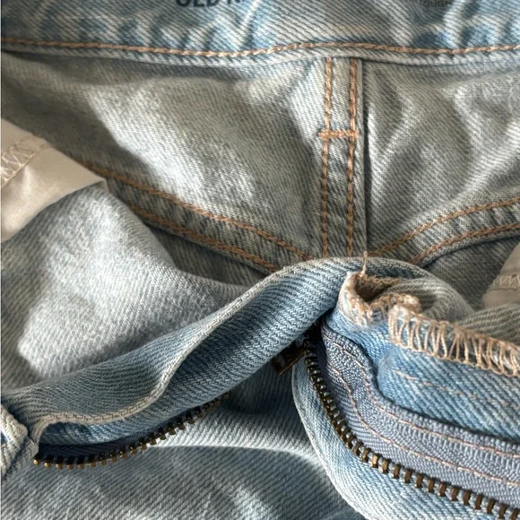 Old Navy Light Blue Denim Shorts - Picture 3 of 3